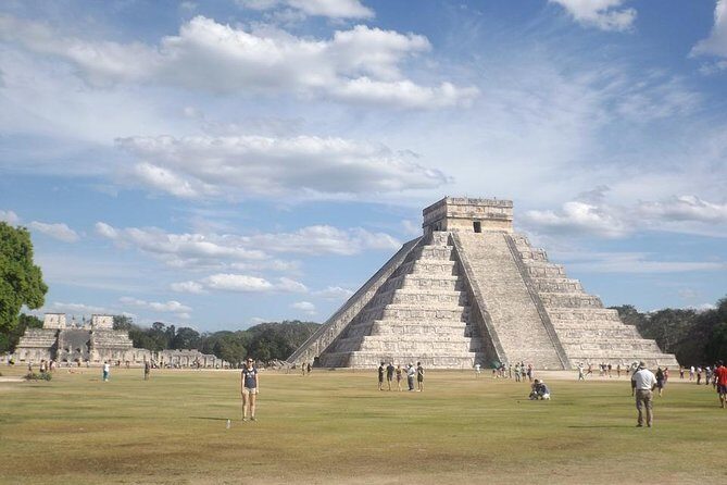 Chichen Itza Classic Tour - Valladolid: Colonial Charm and Local Flavors