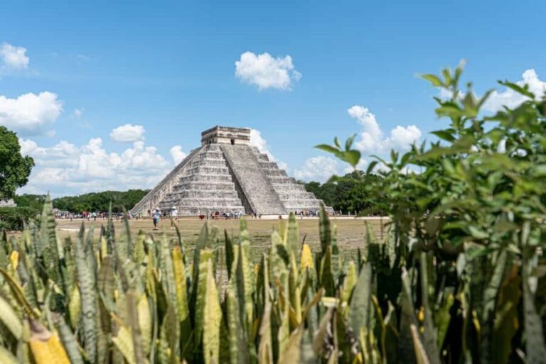 Chichen Itza: Quick and Direct Entrance to the Wonder of the World - What to Expect from the Tour