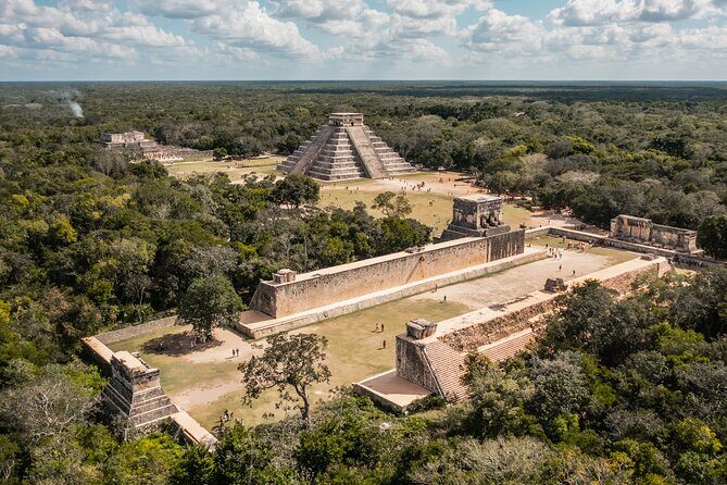 Chichen Itza with Optional Lunch and Tequila Tasting - Cooling Off at the Cenote