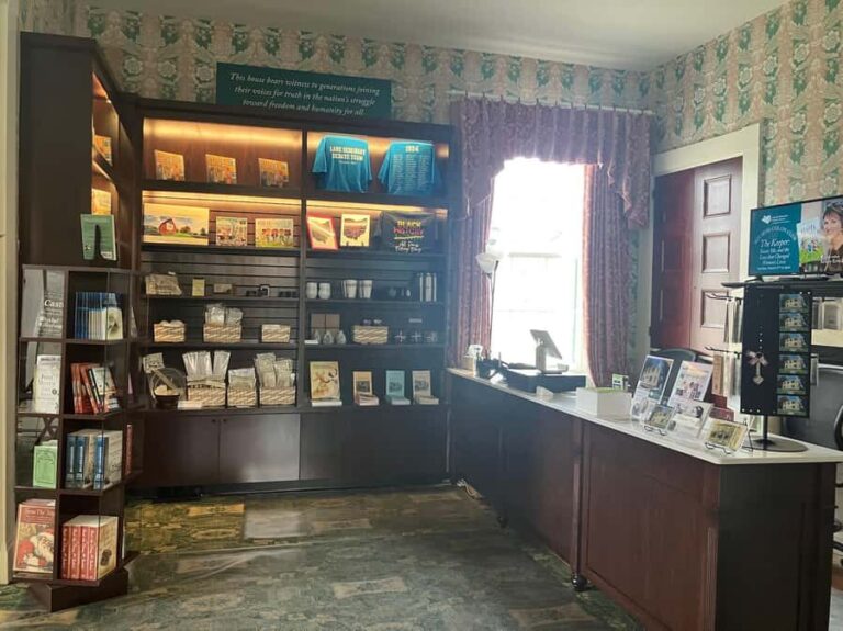 Cincinnati: Harriet Beecher Stowe House Guided Tour - Who Will Benefit Most from This Tour?