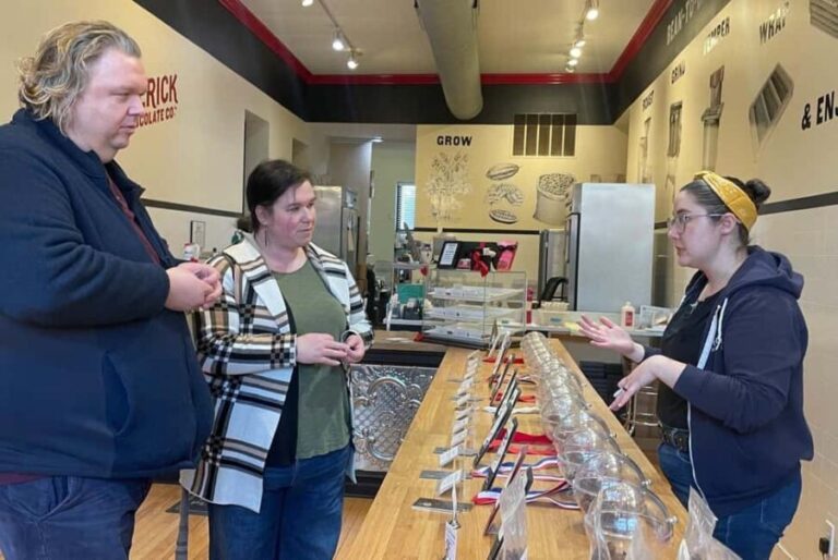 Cincinnati: Streetcar Food and Culture Tour - Who Should Consider This Tour?