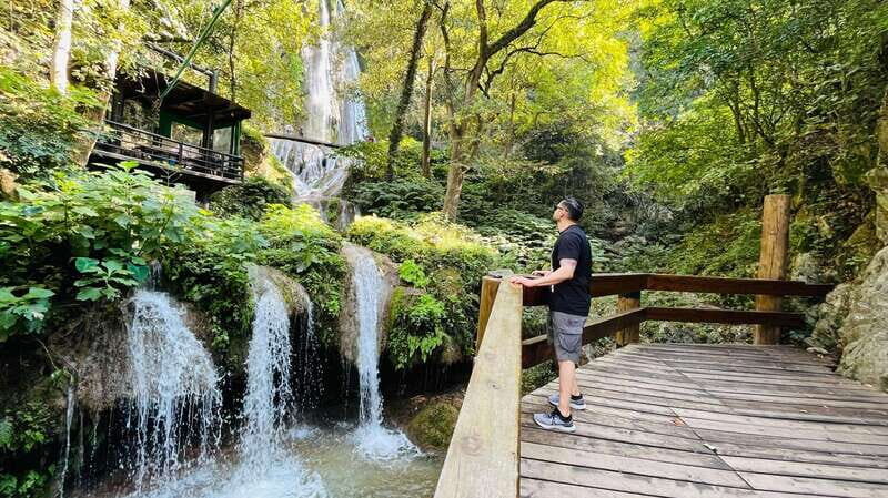 COMBO DAY PASS: Cola de Caballo + Grutas de Garcia - Is This Tour Worth It?