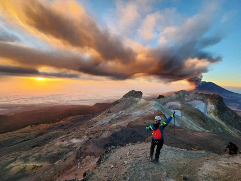 Conquer the summit of the Iztaccihuatl volcano - What it’s like to climb Iztaccihuatl