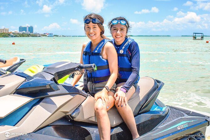 Coolest experience in Waverunner for 60 or 30 minutes in Cancun - The Itinerary Breakdown