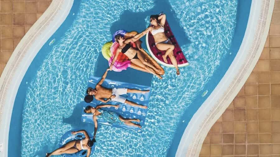 Cozumel: Day Pass with Buffet, Open Bar & Water Park at KUZÁ - Who Will Love This Experience?