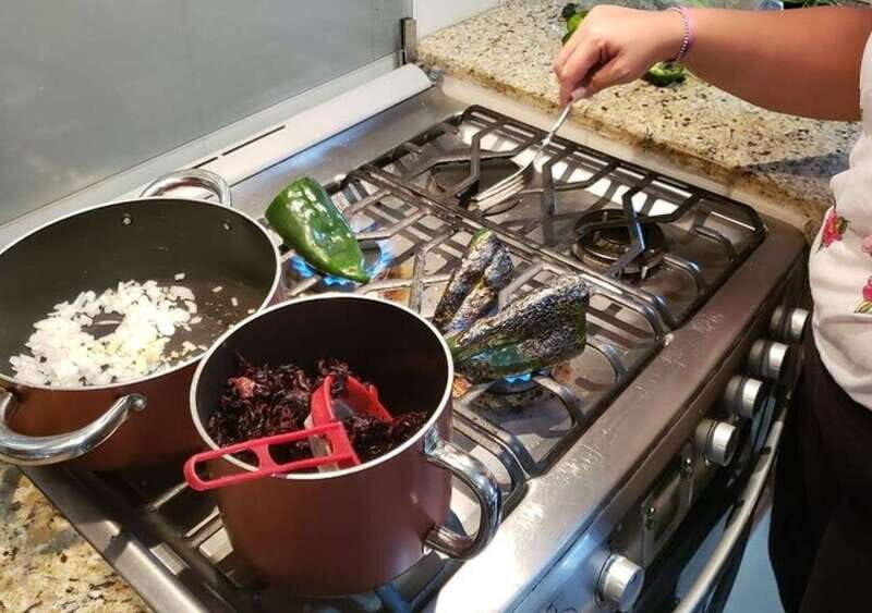 Cozumel: Private Cooking Class in a Family Kitchen - Dining in True Mexican Style