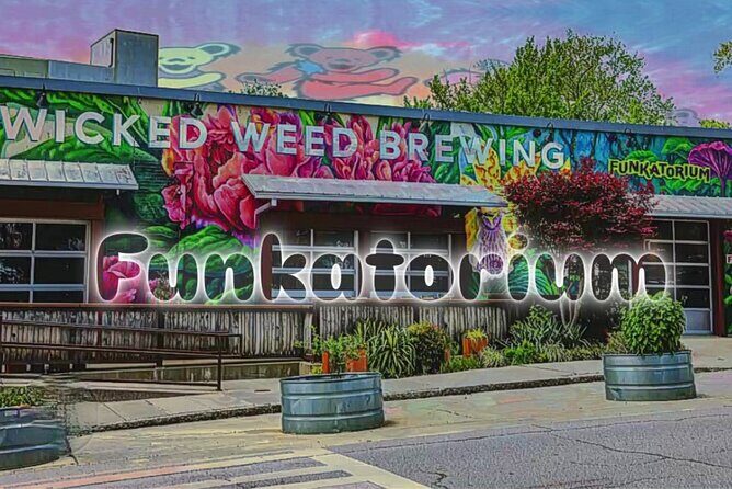 Cryptids & Creatures: Appalachian Legends Pub Crawl - What to Expect From the Experience