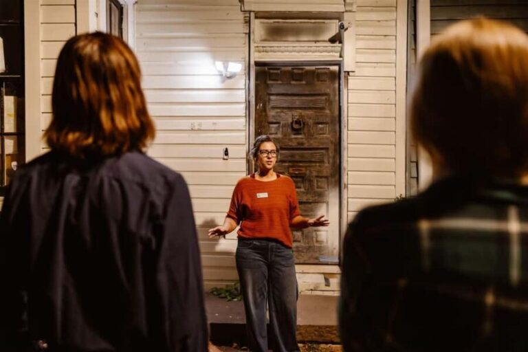 D.C.: Ghosts of Georgetown & The Exorcist Steps Haunted Tour - An Authentic Nighttime Stroll with a Spooky Twist