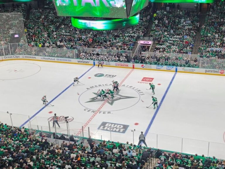 Dallas: Dallas Stars NHL Ice Hockey Game Ticket - A Closer Look at the Details