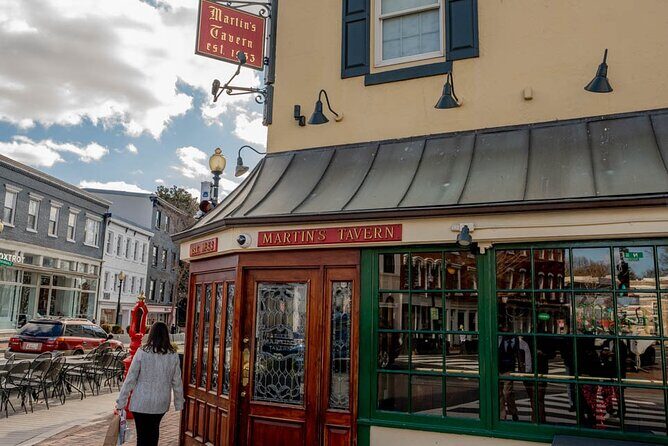 Dark History: Georgetown Spies, Lies, & Politics Walking Tour - The Walking Tour Experience: A Detailed Breakdown