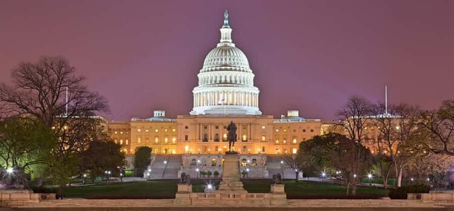 DC: Hop-on Hop-off, Night Tour, and Arlington Audio Guide - Who Should Consider This Tour?
