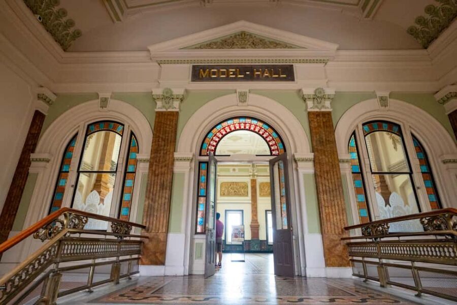 DC: National Portrait Gallery and SAAM Semi-Private Tour - Duration and Schedule