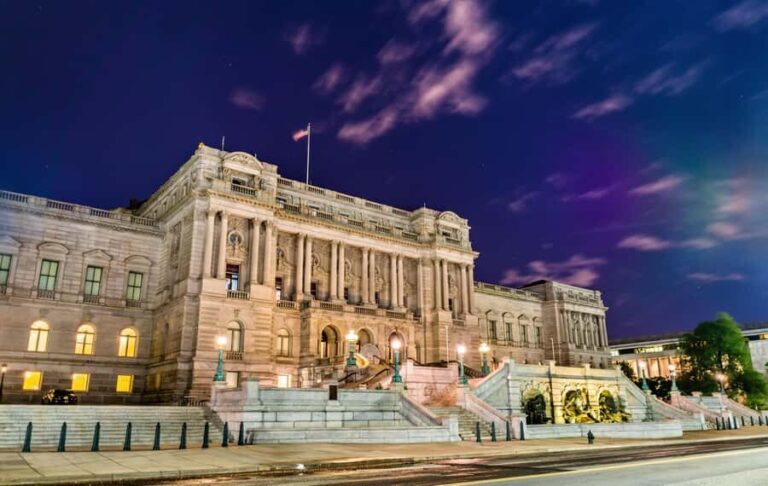 DC: Scandals of Capitol Hill Evening Walking Tour - Blood and Violence in Congress Halls