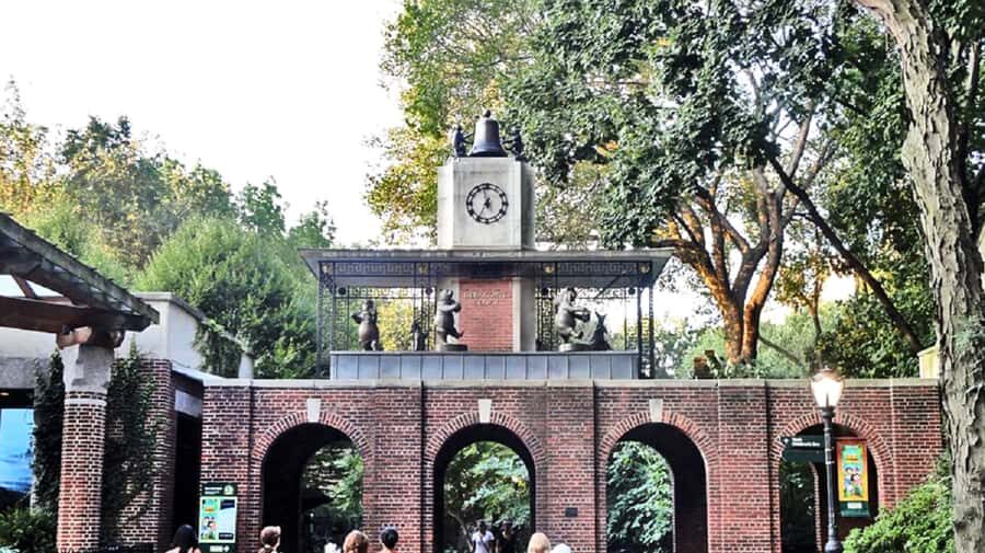 DC to NYC via Philadelphia Intercity Sightseeing Tour - The Journey to New York City: Comfort and Context