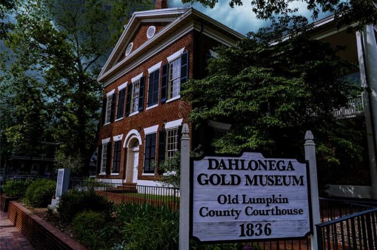 Deadly Departed Dahlonega Ghost Tours - What Will You See and Hear?