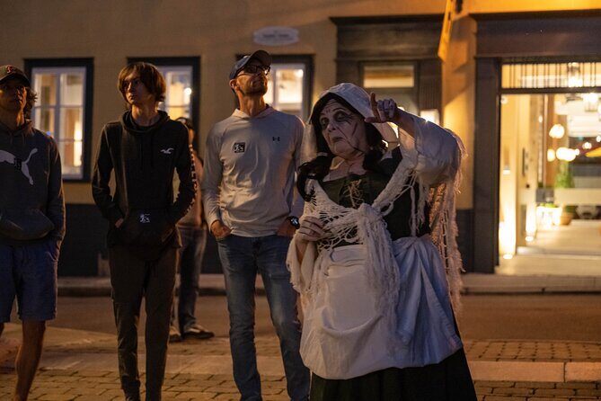 Death in New-France Animated Guided Tour in Québec - The Experience: What You Can Expect