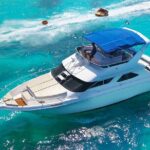 Deluxe Yacht 48FT with FlyBrige Rental in Cancun - Who This Tour Is Best For