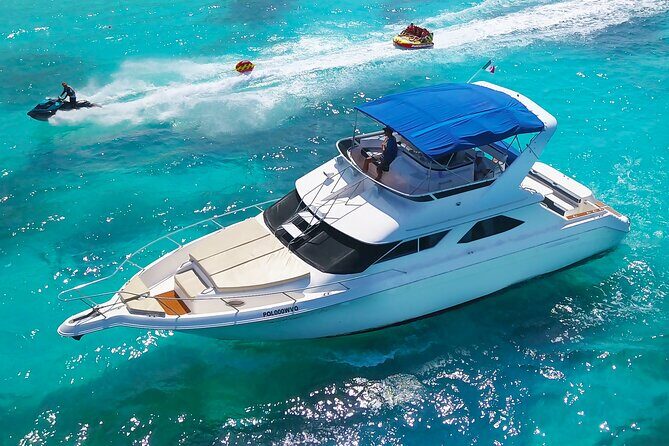 Deluxe Yacht 48FT with FlyBrige Rental in Cancun - Who This Tour Is Best For