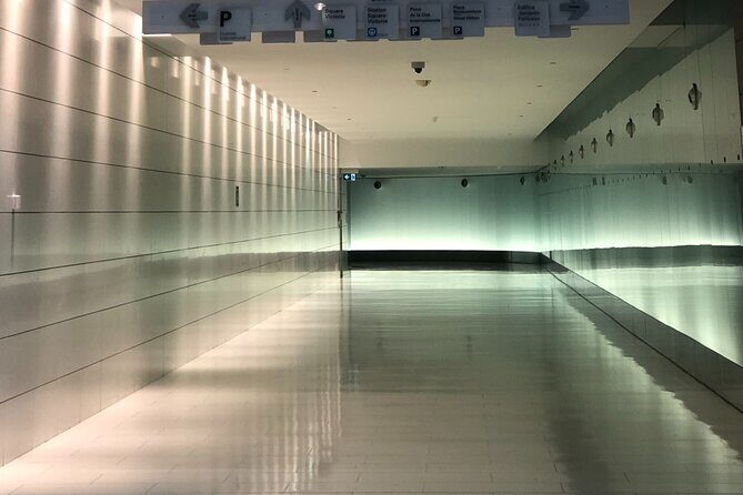 Discover Montreal's Underground City - Reso - Stop 2: Marche Saint Laurent and Lipstick Forest