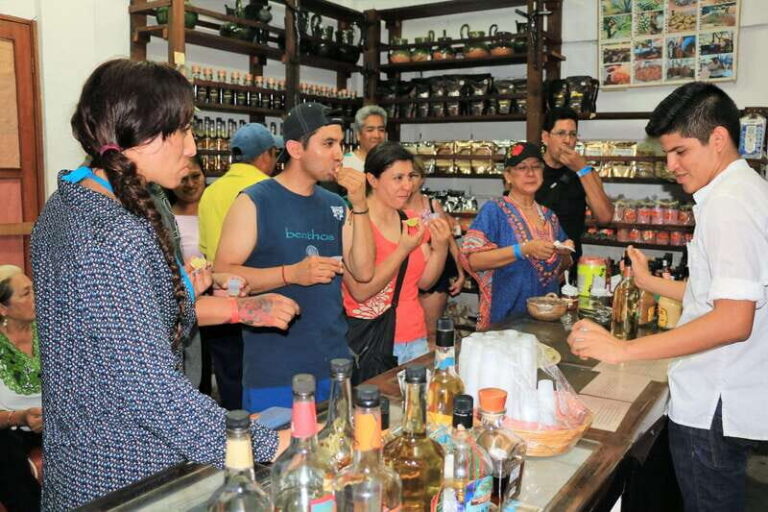 DISCOVERY HUATULCO FULL DAY - Bahia del Maguey: Beach and Marine Life