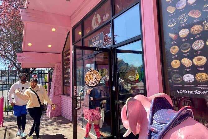 Doughnuts and Coffee Bike Tour: Local Secrets - Who Will Love This Tour?