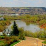Drumheller Dinosaur Valley & Horseshoe Canyon Adventure Day Tour - Practical Aspects of the Tour
