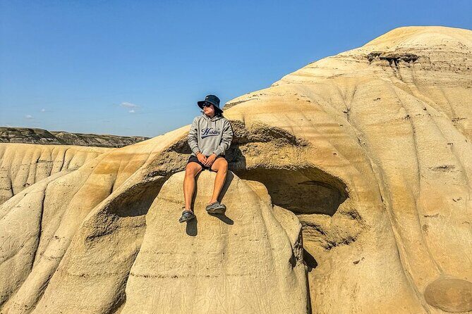 Drumheller Tour Royal Tyrell Museum Shared Tour - What Travelers Can Expect