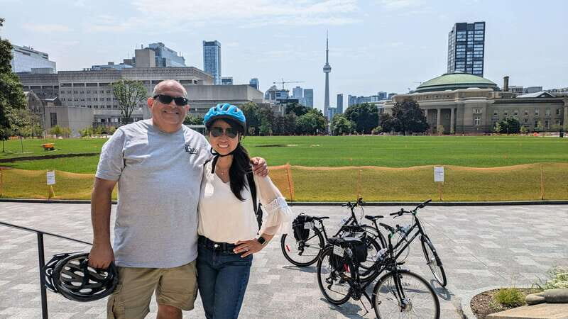 E-bike through Toronto's Dynamic Neighbourhoods - What’s Included and What to Consider