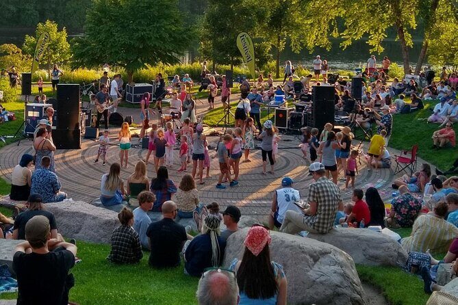 Eau Claire Sports History: A Self-Guided Driving Tour - Who Should Consider This Tour?