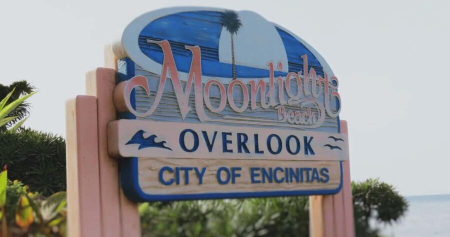 Encinitas: Downtown Walking Tour - The Experience in Detail