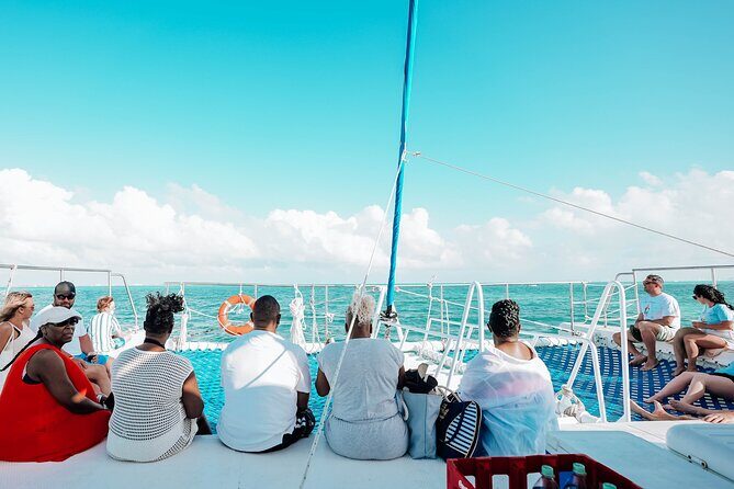Enjoy the Sunset in Catamaran Unlimited - Sailing to Isla Mujeres from Cancún - Authenticity and Value