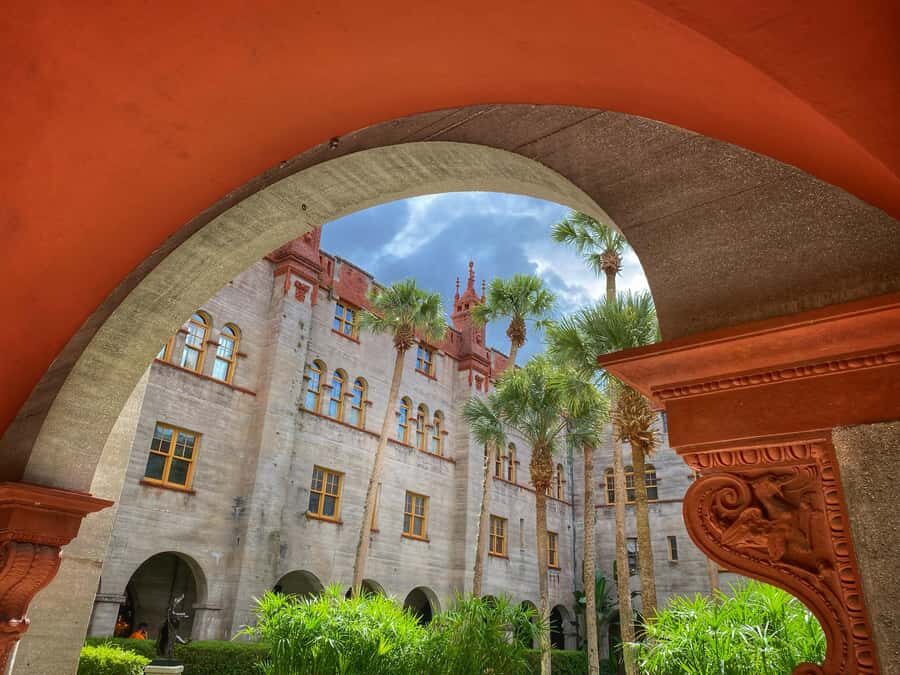 Evening Architectural Photo Tour - Key Points