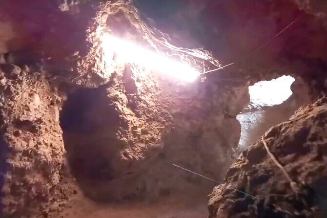 Explore Teotihuacán, Caves and Know Energetic Stones - Deep Dive Into the Experience