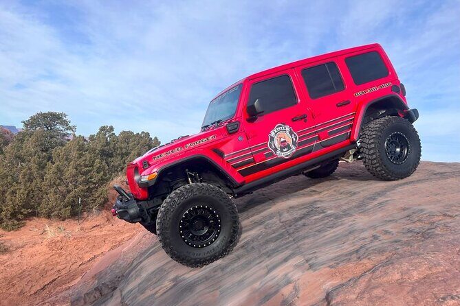 Follow Along and Ride Along Off Road Jeep Tours in Moab Utah - Meeting Points and Logistics