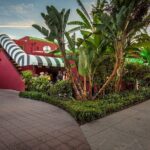 Food and Drink Tasting at the Historic Formosa Cafe - Who Should Consider This Tour?