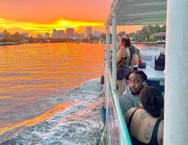 Fort Lauderdale: Evening Boat Cruise with Downtown Views - What You’ll See: From Downtown to Yachts