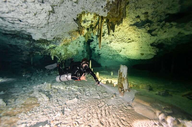 From Cancun: 2 Dives in Cenote Dos Ojos for Certified Divers - What Makes This Tour Special?