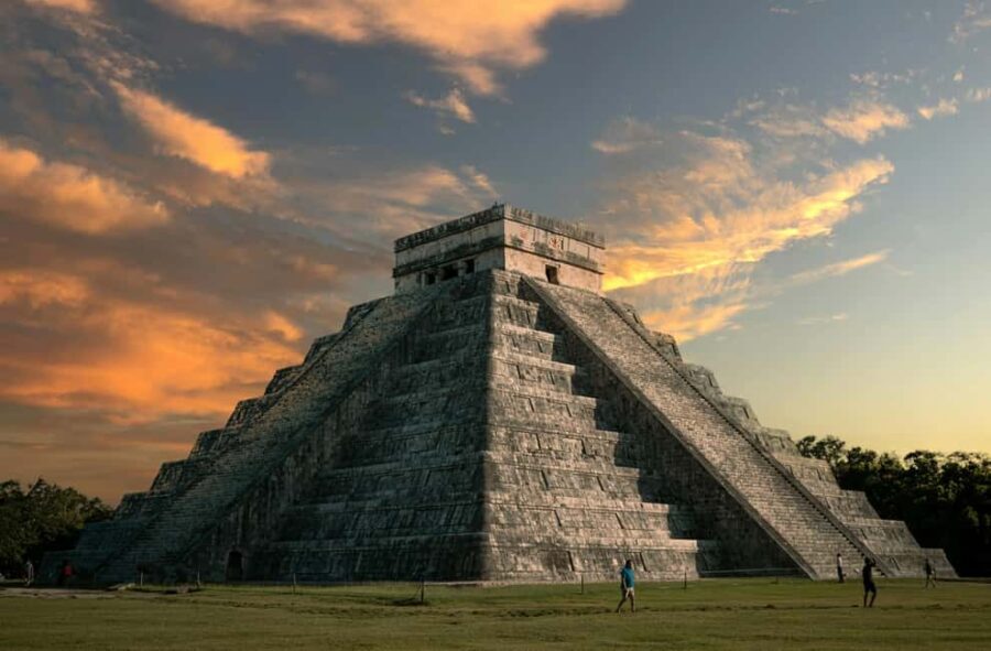 From Cancun: Chichen Itza, Cenote, Valladolid and Tequila - Exploring Ek Balam and Chichen Itza