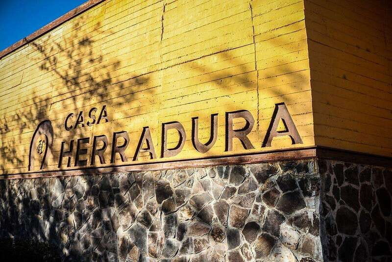 From Guadalajara: Visiting Hacienda Casa herradura. Unique! - Why This Tour Offers Value