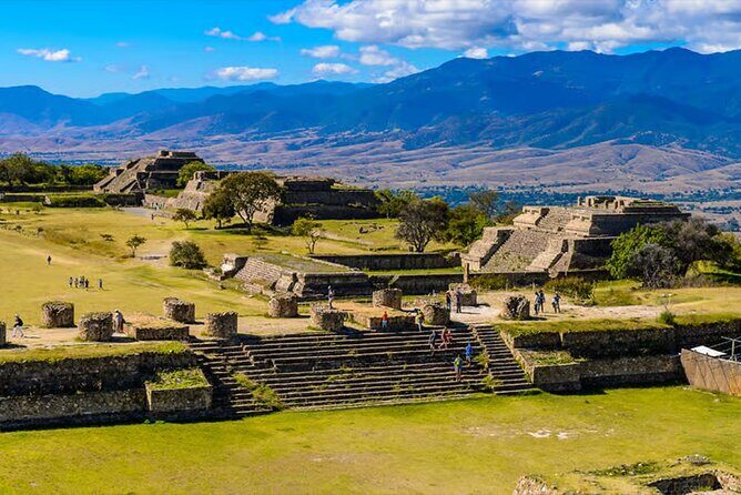 From Huatulco Cultural getaway to Oaxaca in 1 day - How Does the Price Reflect the Value?