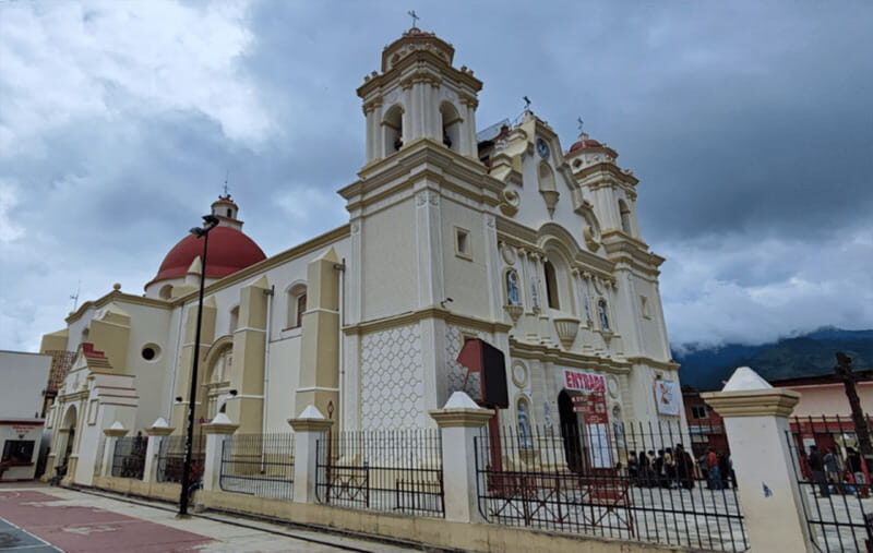 From Huatulco: Magical Town of Juquila Tour - The Town Atmosphere and Local Life