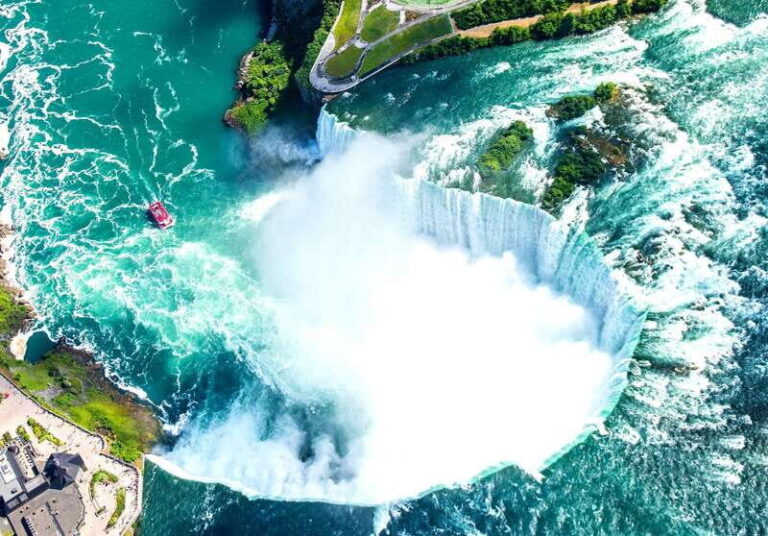 From Toronto: Niagara Falls Evening Tour With Boat Cruise - Scenic Stops Along the Route