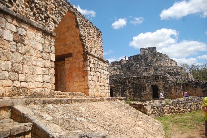 Full Day Tour to Ek Balam Maya Ruins and Colonial Valladolid Town - Exploring Ek Balam: Maya Marvels in Detail