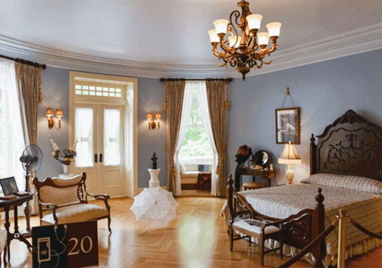 Gananoque: 1000 Islands Cruise & Optional Boldt Castle Entry - What to Expect Onboard