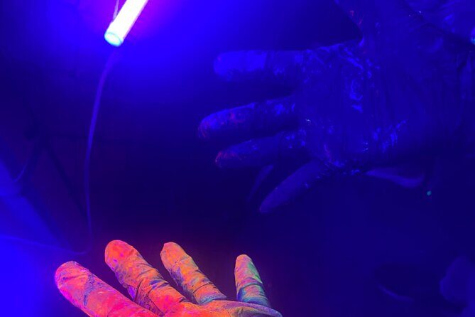 Glow Workshop Neon Art Experience at Studio WIP - What to Expect During Your Session