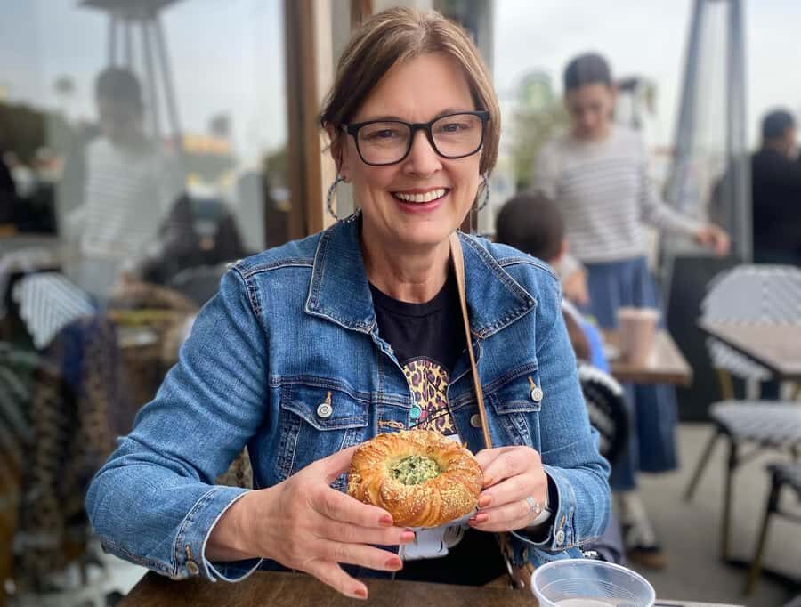 Gourmet LA Venice Beach Walking Food Tour by Delicious Dish - Detailed Breakdown of the Experience