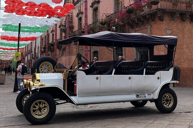 Great tour in a vintage Ford-T electric car (replica) - What’s Included and Practical Details