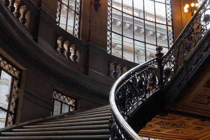 Guided tour National Museum of Art - An In-Depth Look at the Museum Experience