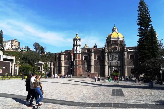 Guided tour POR the Basilica DE Guadalupe with architect - What You Get for the Price