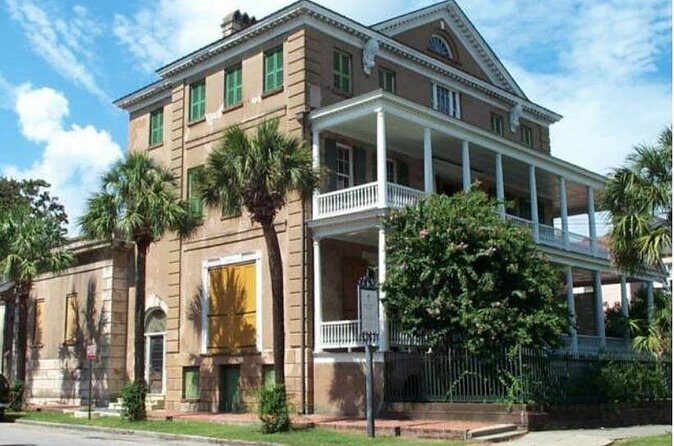 Half Day City Bus Tour, Aiken Rhett House And Charleston Museum - Who Should Book This Tour?